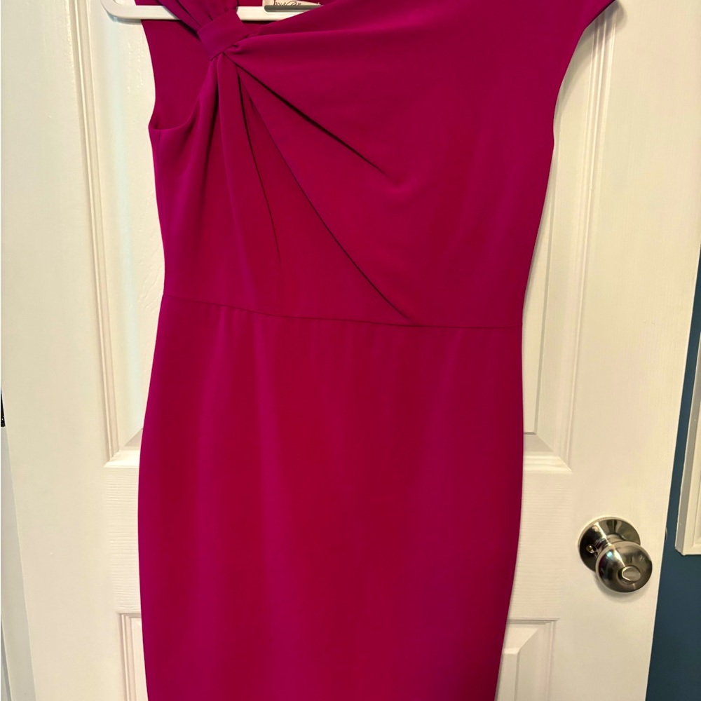 Like new Maggy London 4P dress. Beautiful rich plum color.